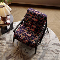 Fauteuil lounge moderne de style vintage en acier, rembourré en éponge, avec revêtement en velours écologique, idéal pour hôtel, petit appartement, salon ou maison.