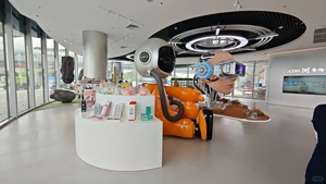 Sculpture <span class=keywords><strong>de</strong></span> tête mécanique interactive futuriste VR Installation d'art <span class=keywords><strong>de</strong></span> haute technologie pour la décoration commerciale et l'attraction des foules - Product Image 5