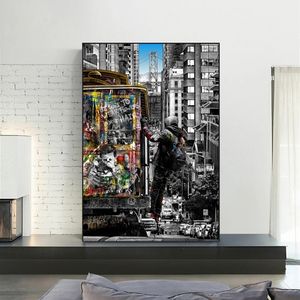<span class=keywords><strong>Peinture</strong></span> sur toile d'art graffiti d'<span class=keywords><strong>homme</strong></span> avec une voiture, affiche murale et impressions, décoration <span class=keywords><strong>moderne</strong></span> de rue pour la maison, image - Product Image 6
