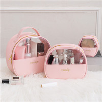 Trousse de Maquillage Moderne Style Influenceur Grande Capacité en PU Transparente Semi-Circulaire Portable pour Femme