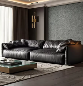 Set Divano in Pelle Orecchio d'Elefante, Design Moderno Minimalista Nero con Motivo Italiano in Piume per Salotto - Product Image 1