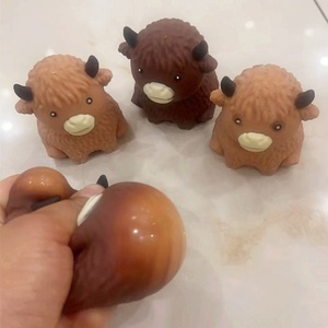 Juguete Sensorial Antiestrés de Silicona con Diseño de Vaca de Dibujos Animados 2026, Mini Juguete para Apretar, para Niños, Unisex - Product Image 4