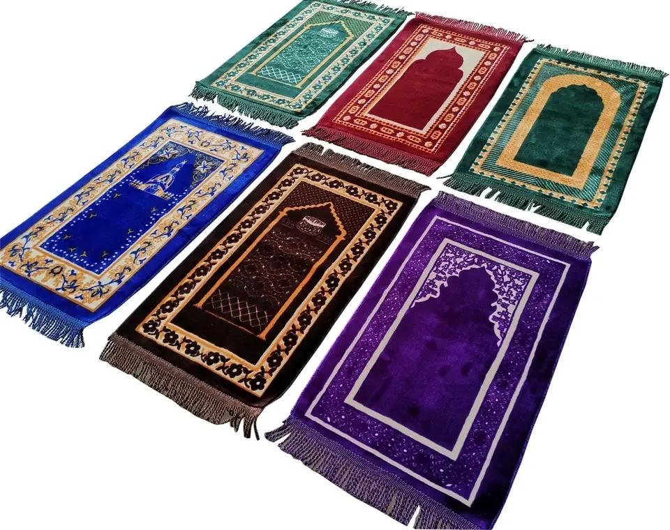 Wholesale Hajj Muslim Mecca Thickened flannel fringed adult worship mat prayer mat factory direct supply Prayer Mat