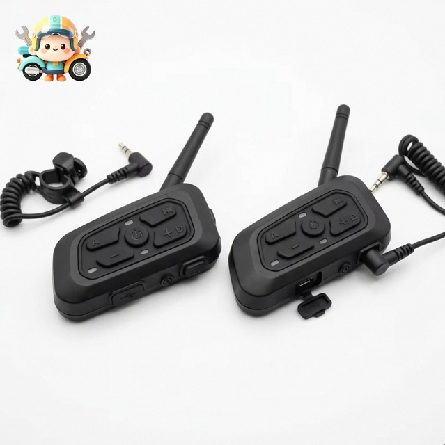 V6 Plus Helmet Headphones 6 Riders Switch Talking Intercommunicador Motorcycle Riding Helmet Intercom Wireless Headset