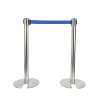 Poteau de Sécurité Rétractable en Acier Inoxydable avec Conception Robuste pour le Contrôle des Foules Intérieur/Extérieur, Barrières de File d'Attente, Poteaux de Sécurité
