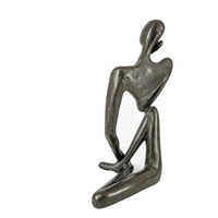 Sculpture en fonte ajourée abstraite rétro, Ornement minimaliste de penseur contemplatif, pour bureau, entrée, collection, cadeau