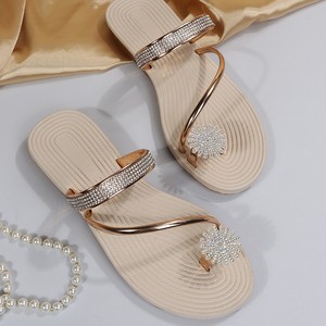 New European American Summer Outdoor Beach Sandals Plus Size Women Women's Flat Slippers Rhinestone Slip-On Foreign Trade - Product Image 4