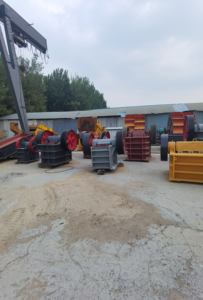 Broyeur à mâchoires d'<span class=keywords><strong>occasion</strong></span> à double oscillation en <span class=keywords><strong>pierre</strong></span> minière à vendre 150x250 1200x90 machine à concasser les plaques à mâchoires - Product Image 4