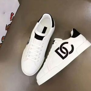 Zapatillas Retro de Diseño de Lujo, Estilo Unisex, Nuevas, Casuales para Hombre, Deportivas para Mujer, de Alta Calidad, para Caminar y Correr, Suaves - Product Image 5