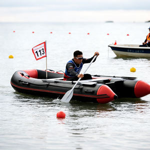 Bateau pneumatique d'attaque, bateau pneumatique, maniabilité rapide et stabilité en rivière et en lac pour des fins d'exploration - Product Image 1
