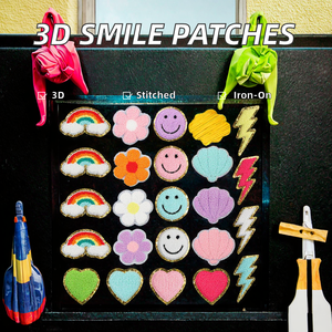 Parches de Logotipo de Sonrisa de Dibujos Animados en 3D Personalizados, Bordados en Fieltro, Cortados con Calor, en Varios Colores - Product Image 3