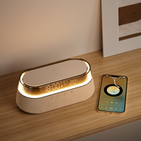KUANGXIANG pengisi daya nirkabel telepon 6-in-1 15W, produk grosir dengan baterai Lithium 1800mAh bawaan, lampu Speaker
