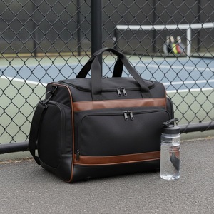 Sac de sport technique structuré pour pickleball avec base moulée, capacité pour 2 raquettes, compartiment à chaussures ventilé, 900D mat, logo personnalisé - Product Image 3