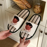 XIXITIAO Pantoufles d'hiver en fourrure de chaton, adorables chaussons en coton, antidérapants pour intérieur, semelle souple en PVC, confortables pour hôtel, étudiants et maison