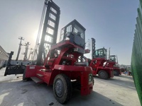 Chariot élévateur à palettes Kalmar d'occasion, modèle 2018, avec moteur diesel Volvo, pneus pleins, capacité de charge de 8 tonnes, certifié CE, garantie d'un an