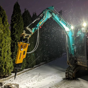 Martillo hidráulico Soosan Sb30 para excavadora de 2,5-4,5 toneladas con cincel de 53 mm de diámetro - Product Image 1