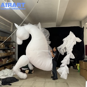 Mascota Inflable de Unicornio Blanco con Iluminación LED para Desfiles, Disfraz de Animal de Unicornio Inflable, Globo de Caballo Unicornio - Product Image 3