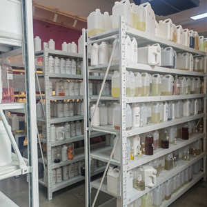 Venta al por Mayor de Fábrica de Esencia de Perfume de Alta Concentración para Elaboración de Jabón y Loción con Aroma a Lima - Product Image 1