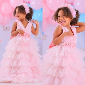 Abiti da Festa di Compleanno per Bambine con Scollo a V e Volant Floreali, <span class=keywords><strong>Vestito</strong></span> da Damigella per Bambine Personalizzato per Matrimoni - Product Image 2