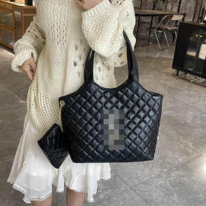 Sac fourre-tout matelassé rétro en diamant pour femmes nouveauté ensemble deux pièces de niche texturé à la mode grande capacité sac à main à bandoulière pour femmes - Product Image 3