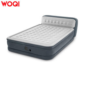 Colchón inflable Woqi con cabecera tamaño Queen, bomba incorporada para dormir y acampar, color gris, material de poliéster. - Product Image 2