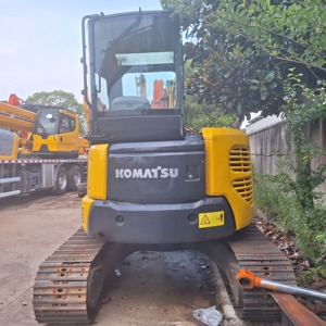 Excavadora Usada en Buen Estado, KOMATSU PC55MR de 5 Toneladas, Mini Excavadora Komatsu Usada de Japón con Pocas Horas de Trabajo - Product Image 6