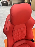 Vente en gros d'usine, housses de siège en fibre de carbone PU de haute qualité pour remplacement de sièges Ferrari avec cuir véritable rouge imperméable