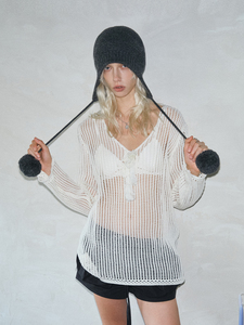 Gorro de lana tejido con protección cálida para las orejas, estilo Lei Feng, gorro de aviador Guima para mujer - Product Image 1