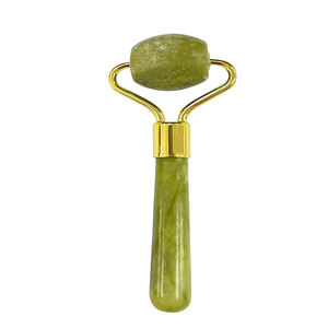Rouleau de Jade <span class=keywords><strong>pour</strong></span> les outils de soins de la peau du <span class=keywords><strong>visage</strong></span> utilisés avec les produits de beauté petit rouleau <span class=keywords><strong>pour</strong></span> les yeux gonflés rouleau facial cadeaux d'<span class=keywords><strong>auto</strong></span>-soins - Product Image 1