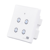 Interrupteur à distance 4 canaux 300W/canal AC 110-240V 50-60Hz Télécommande IR 8-10m Certifié CE Contrôle d'éclairage intelligent pour salle d'exposition