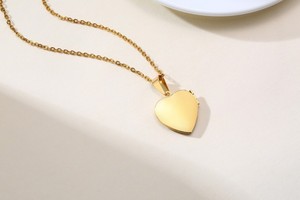 Medallón colgante de acero inoxidable para mujer, colgante de corazón de amor - Product Image 4