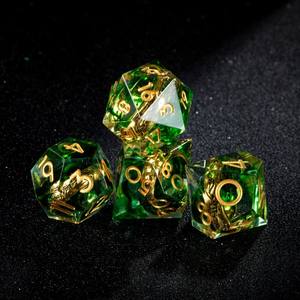 Lot de 7 dés en résine DND RPG avec anneau du <span class=keywords><strong>Seigneur</strong></span> <span class=keywords><strong>des</strong></span> <span class=keywords><strong>Anneaux</strong></span> pour jeux de table et cadeau pour joueurs - Product Image 1