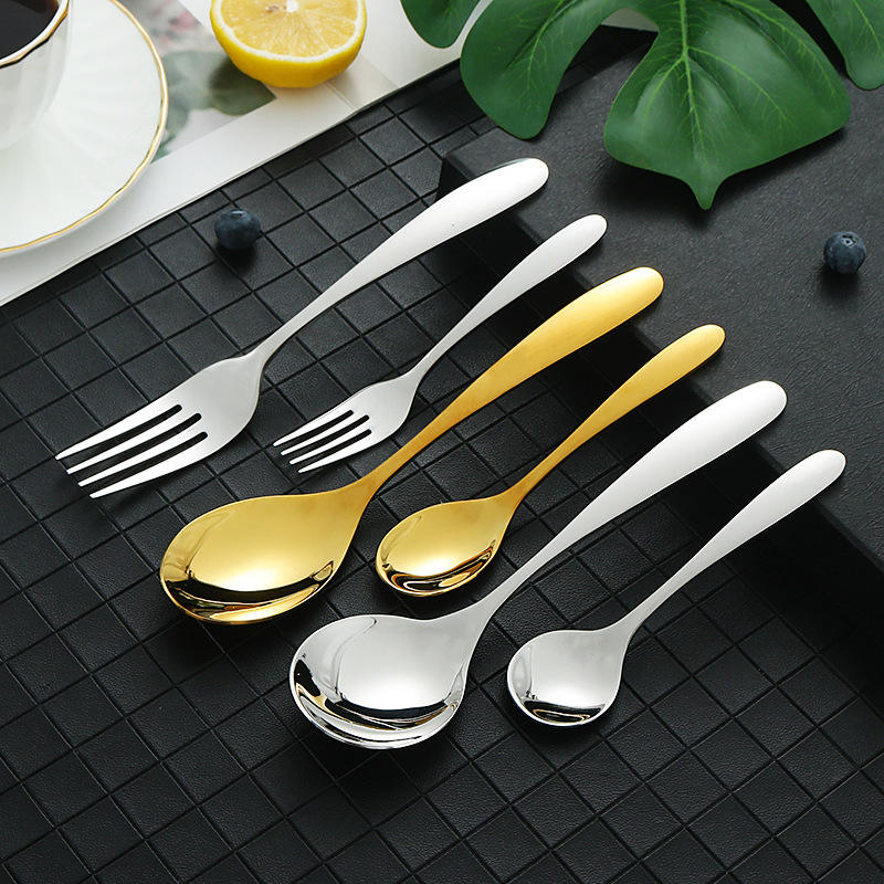 Cuillère ovale n°1, argent