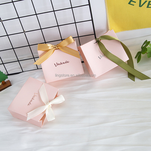 ถุงกระดาษสีชมพูพับได้น่ารัก ขนาด 11.5x4.5x10 ซม. ขายส่ง พร้อมริบบิ้น ถุงใส่ของขวัญเครื่องประดับขนาดเล็ก - Product Image 3