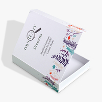 Boîte-cadeau magnétique de luxe personnalisée, emballage blanc, petites boîtes à fermeture magnétique avec un design classique de fleurs, de feuilles et de plantes