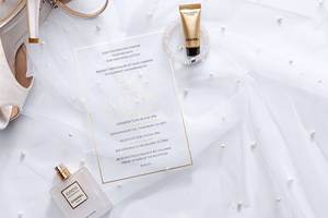 Invitaciones DE BODA texturizadas personalizadas, libro en folio de tapa dura, tarjetas de acrílico esmerilado con impresión de lámina dorada y bolsillo acanalado - Product Image 3