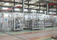 Ligne de production de solutions liquides SRD5000 entièrement automatique pour le remplissage et la fermeture de sachets souples pour produits de santé