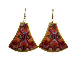 Pendientes tribales con forma de triángulo chapado en oro para mujer, el mejor diseño, artesanías de alta calidad, accesorios de moda de calidad para niñas - Product Image 4