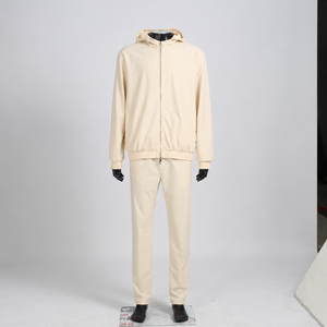 Ensemble de survêtement pour <span class=keywords><strong>homme</strong></span> personnalisé de haute qualité multicolore avec logo, en nylon et élasthanne, sweat à capuche technique, ensemble de jogging, vente en gros OEM - Product Image 2