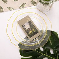 Service de vaisselle jetable en plastique à bord festonné doré avec assiettes, serviettes, gobelets et couverts pour Thanksgiving et mariages