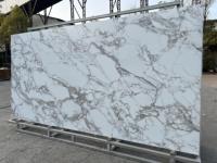 Mur de fond de brique en pierre frittée blanche de grande taille blanc droit d'usine 1600*3200*12mm