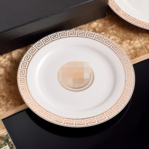 Ensemble d'assiettes en porcelaine personnalisées de haute qualité avec incrustation d'or et logo personnalisé-Vaisselle pour la maison et le restaurant - Product Image 4