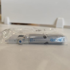 Válvula Solenoide Festo VMPA14 M1H Tipo Piloto, Control de Aire Bidireccional, Pieza Neumática Industrial, Estándar Alemán, Fundición de Aluminio - Product Image 4