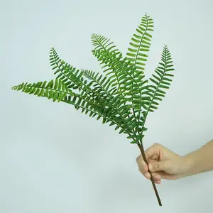 ZY613 ZUOYI 소프트 접착제 PVC 인공 단일 가지 녹색 식물 잔디 고사리 잎 거실 용