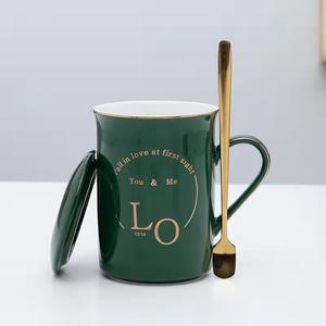 Taza Creativa con Pintura Antigua de Pareja en Phnom Penh, Taza para Agua para el Hogar - Product Image 2