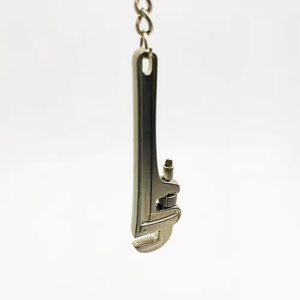 2024 công cụ thiết kế thời trang cá nhân sáng tạo: kim loại 3D Ống Cờ lê móc khóa kim loại - Product Image 4