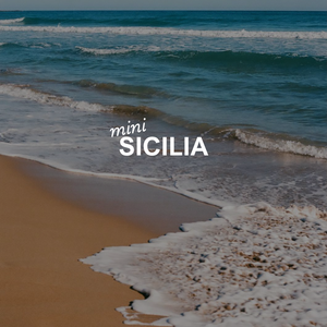 Mini Sicilia Caja Misteriosa de Regalo, Set de Artículos Esenciales de Viaje - Product Image 1