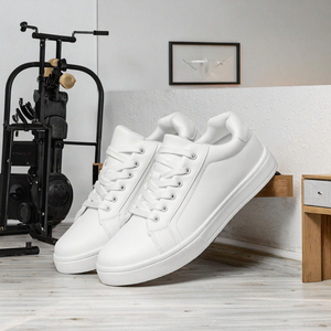Zapatillas deportivas blancas para hombre, ligeras, transpirables, con cordones, informales, para todas las estaciones - Product Image 3