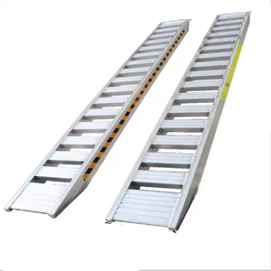 Nueva Rampa de Carga de Aluminio Plateado de Alta Resistencia de 3.5M y 6T con Orugas de Goma, Inclinación Personalizable para Maquinaria, Coches y Motocicletas - Garantía de 12 Meses - Product Image 5