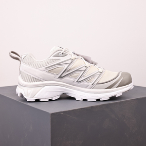 Chaussures de course pour jeunes Hunky Silver White, de luxe, haut de gamme, rétro, en maille, respirantes, avec semelle extérieure en caoutchouc C - Product Image 2